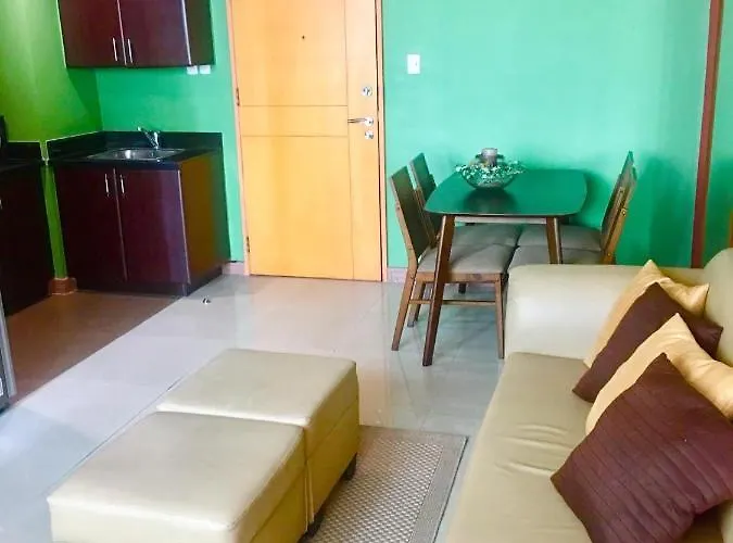 Apartahotel One Bedroom Suite, Eastwood City With Free Unli Wifi Fiber